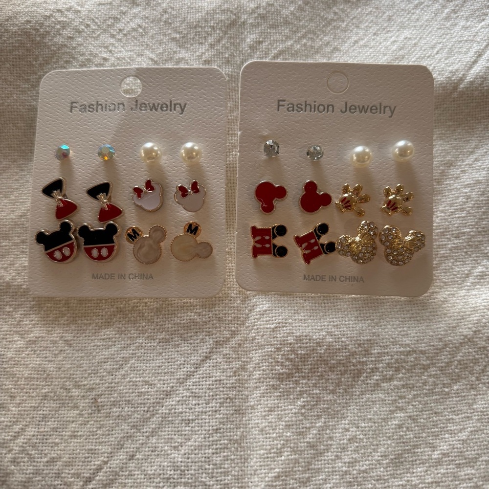 NWT Mickey Earring set ( 2Pck) - Picture 5 of 6